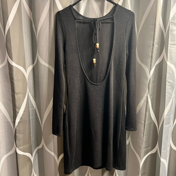 H&M Long Sleeve Mini Dress - Picture 2 of 6